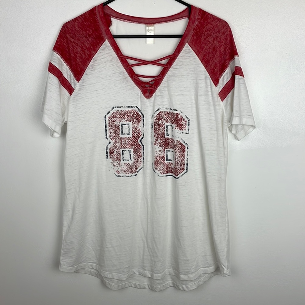 Women’s C Active Very Soft V-Neck T-shirt Size M Color White/Red Distressed 86
